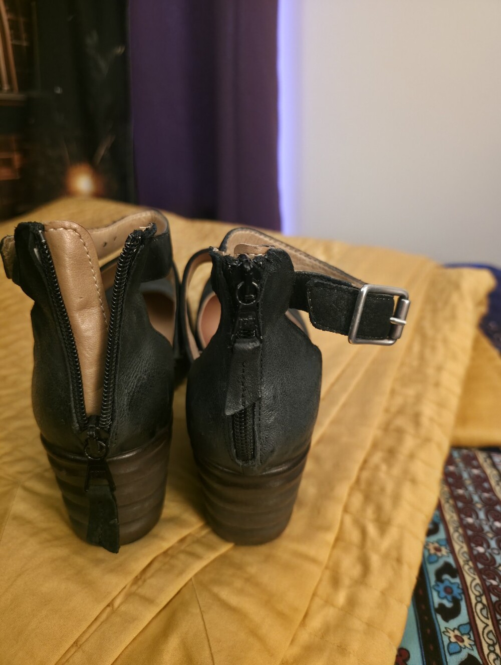 Miz Mooz Black Leather Double-Strap Heels Size 8.5 - Picture 7 of 10